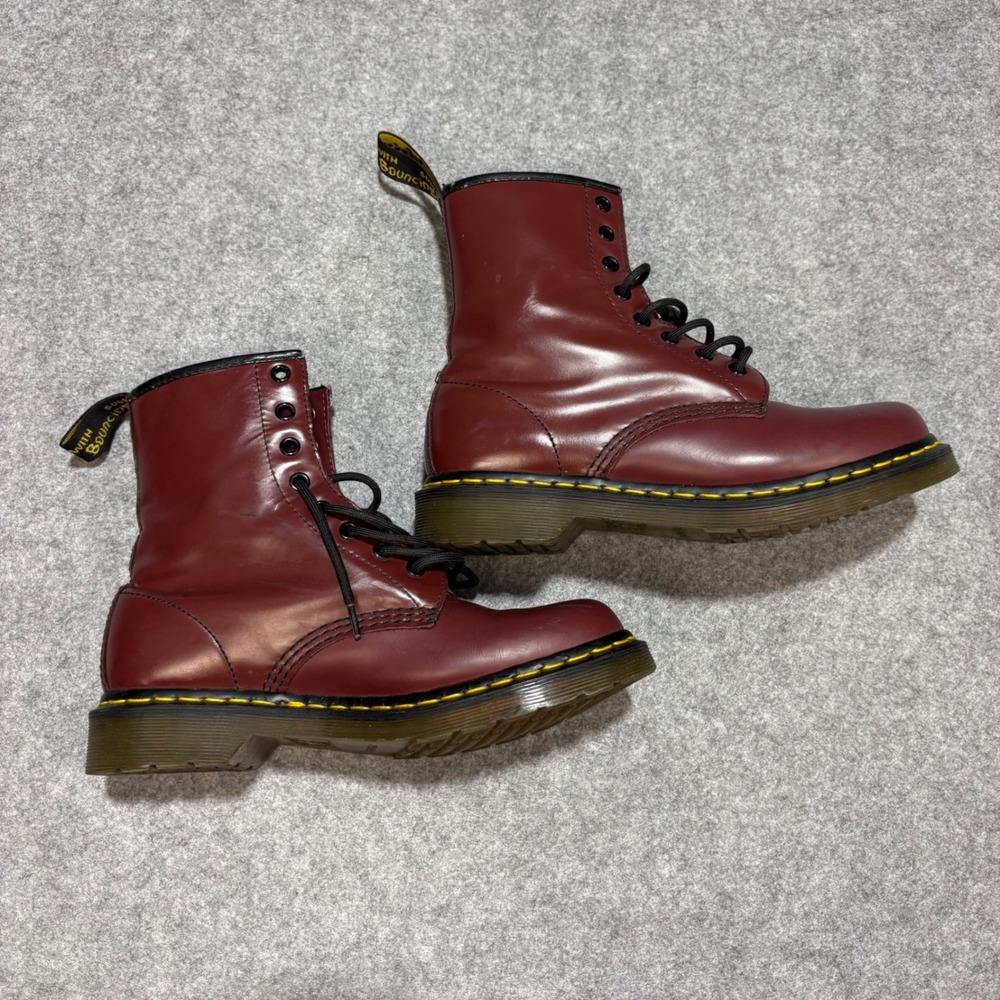 Dr. Martens 1460 Cherry Red Smooth Leather 8-Eye Lace Up Boots Womens 8
